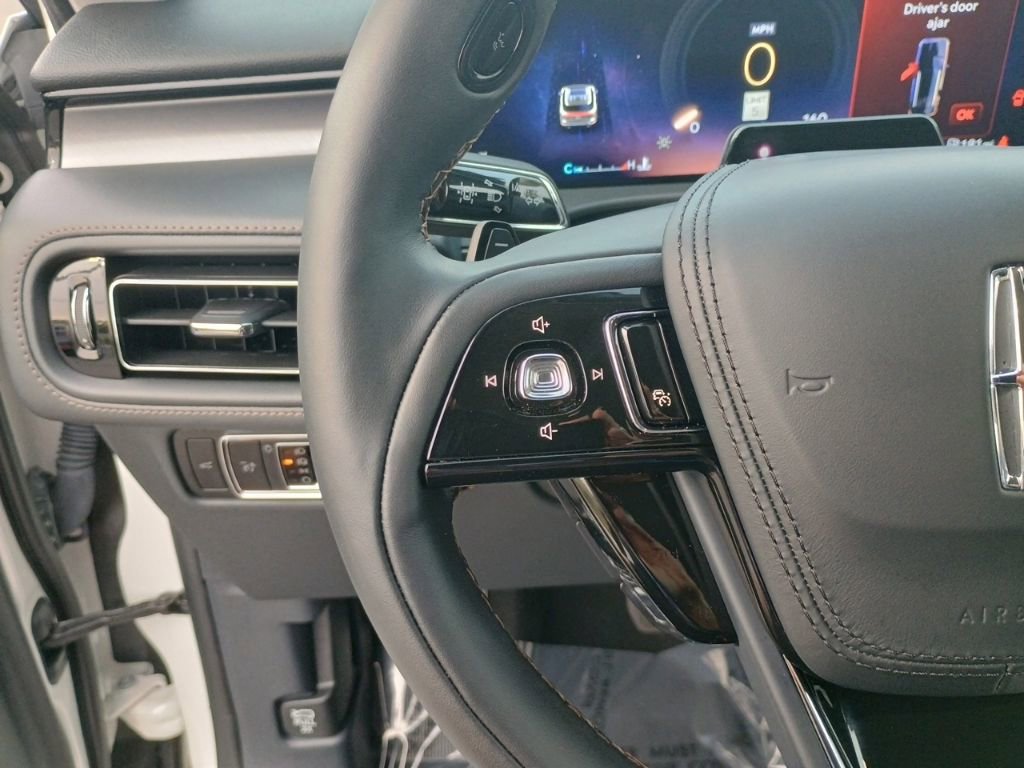 Used 2025 Lincoln Aviator 2WD w/ Equipment Group 101A image 28