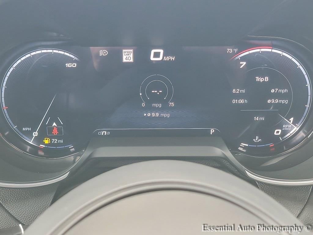 New 2025 Alfa Romeo Giulia AWD w/ Veloce Package AWD image 13