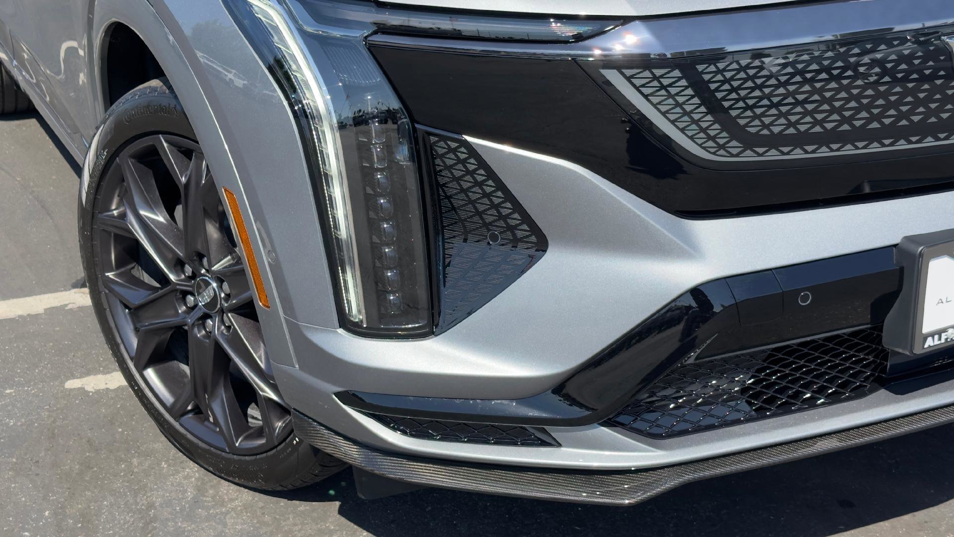 New 2026 Cadillac Optiq V AWD/4WD image 12