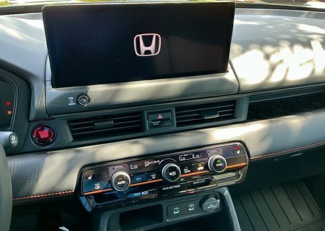 New 2026 Honda Pilot TrailSport image 19