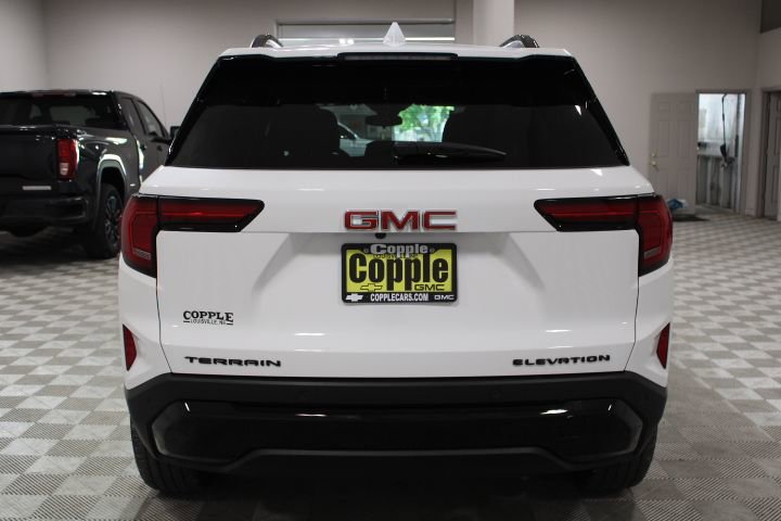 New 2026 GMC Terrain Elevation w/ Black Edition image 7
