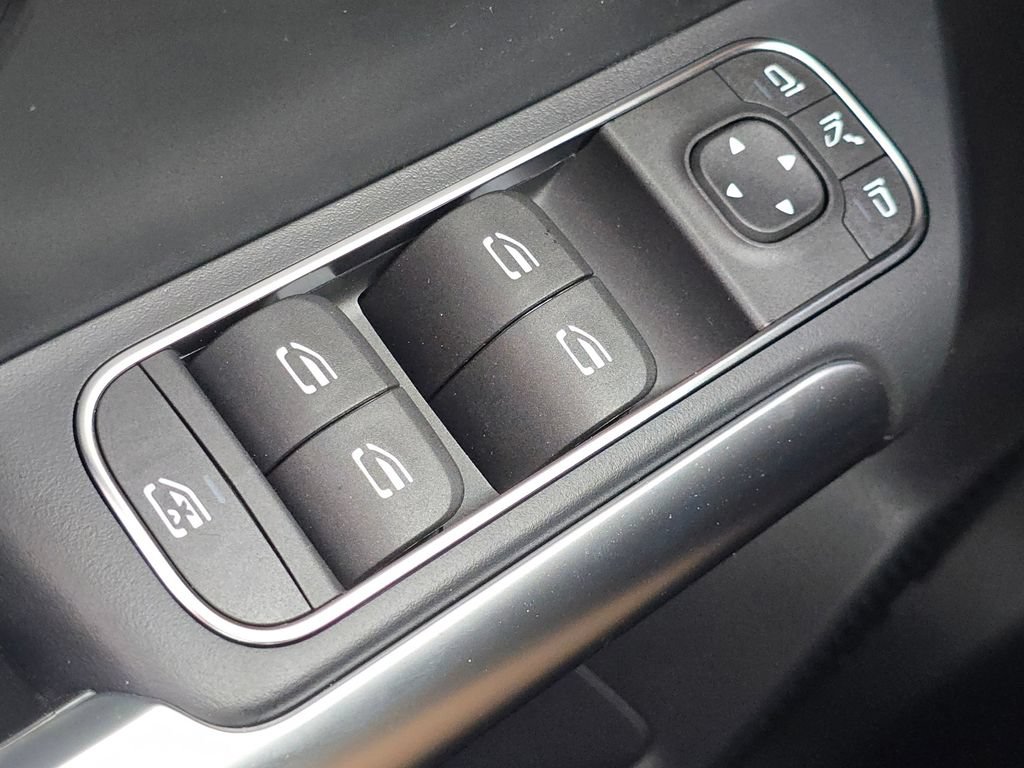 New 2026 Mercedes-Benz GLA 35 AMG 4MATIC image 27