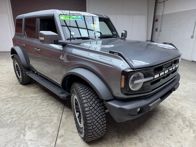 Used 2024 Ford Bronco Outer Banks w/ Sasquatch Package image 7