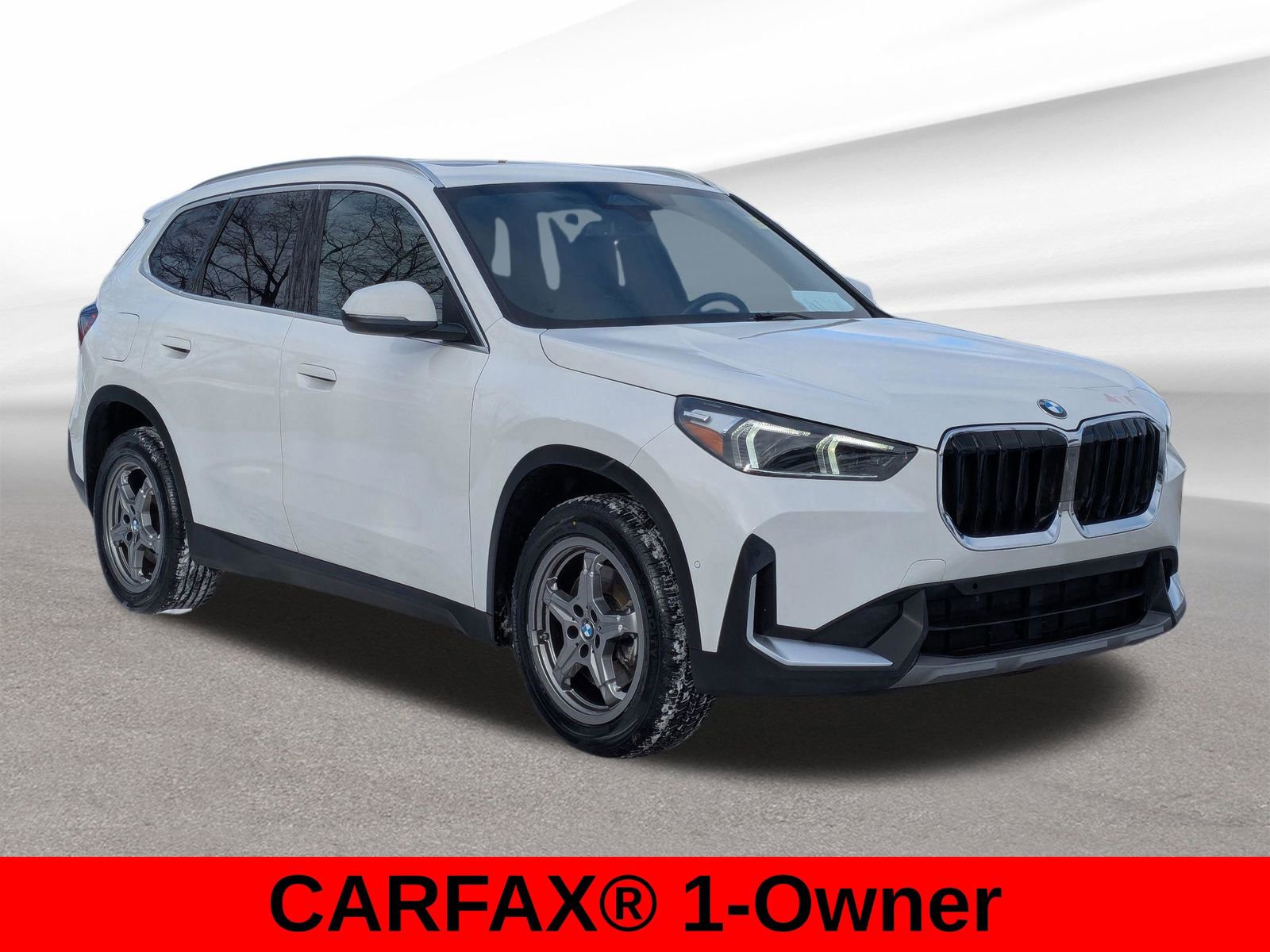 Used 2023 BMW X1 xDrive28i AWD/4WD image 4