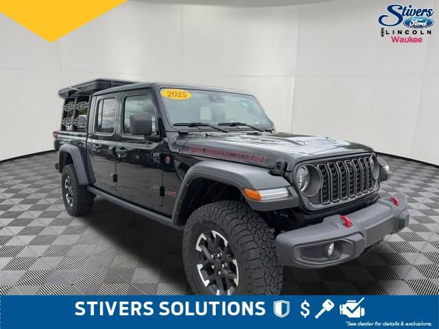 Used 2024 Jeep Gladiator Rubicon w/ Technology Group AWD/4WD image 3