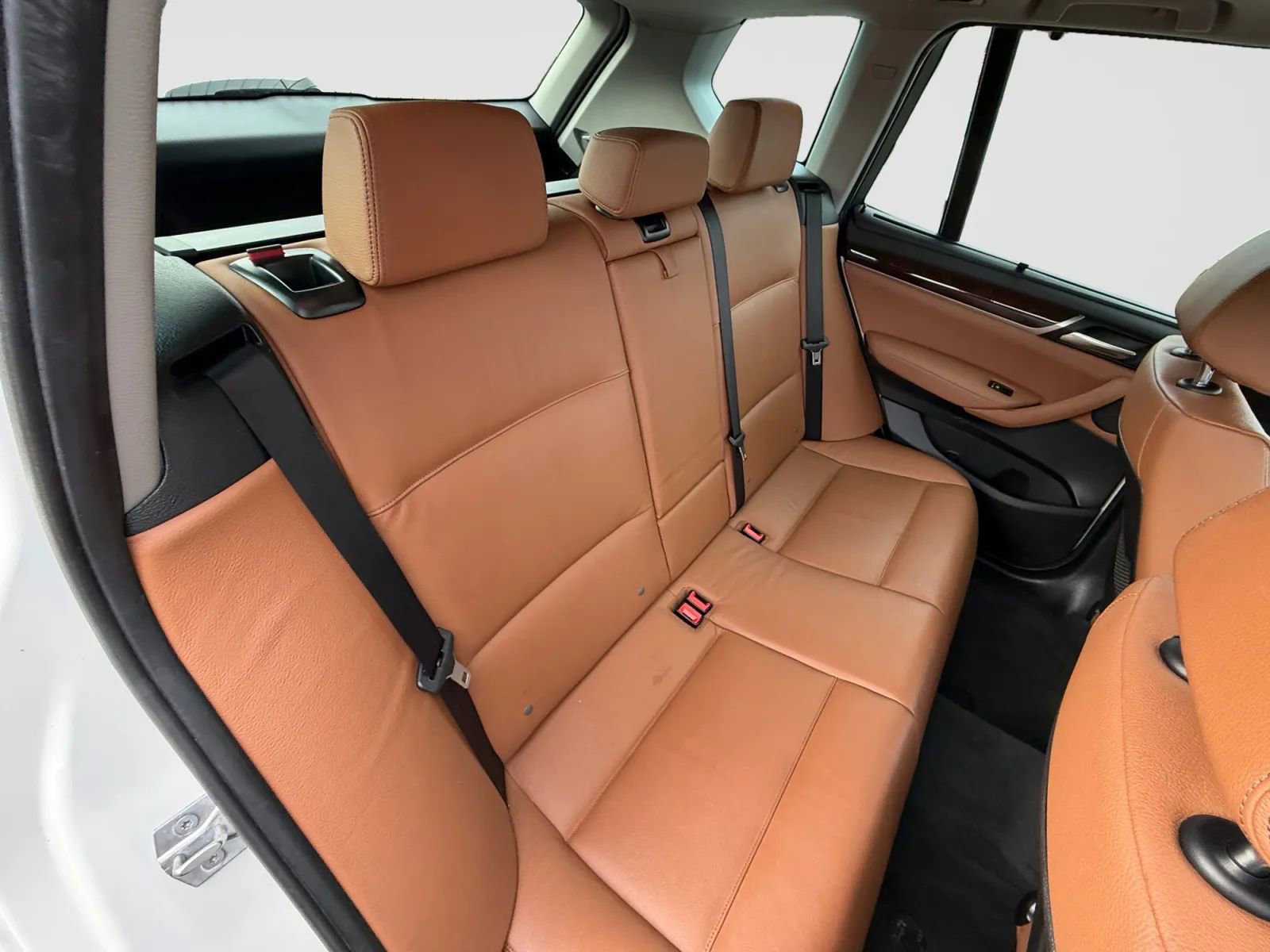 Used 2017 BMW X3 xDrive28i image 16