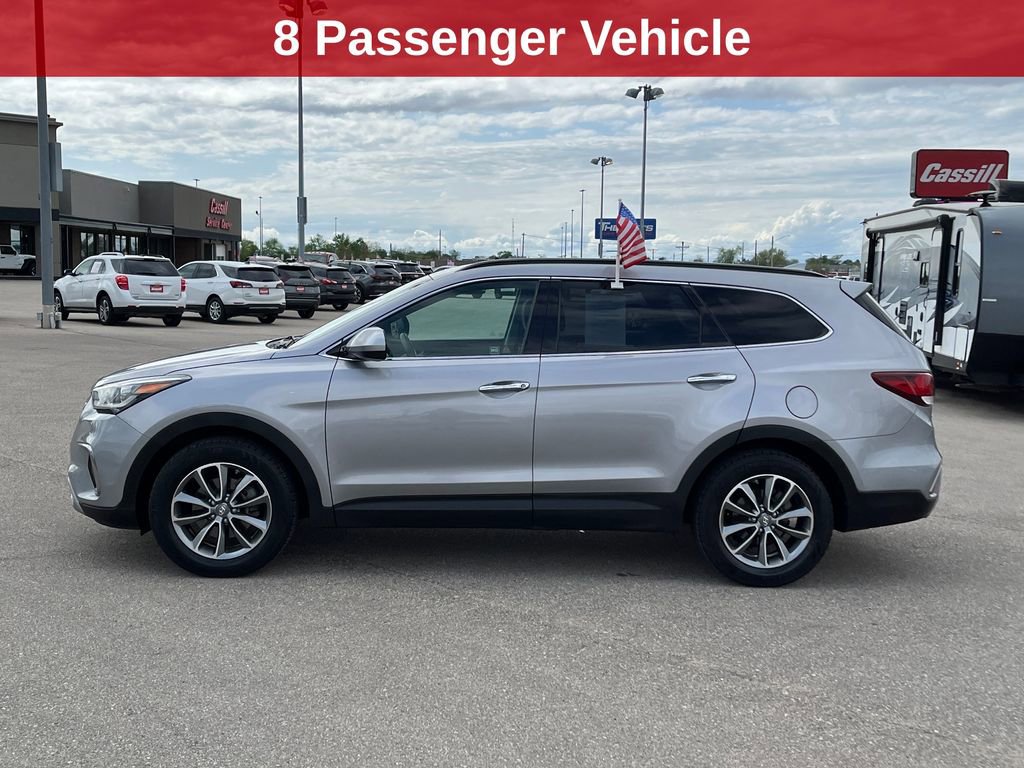 Used 2017 Hyundai Santa Fe SE w/ Cargo Package AWD/4WD image 2
