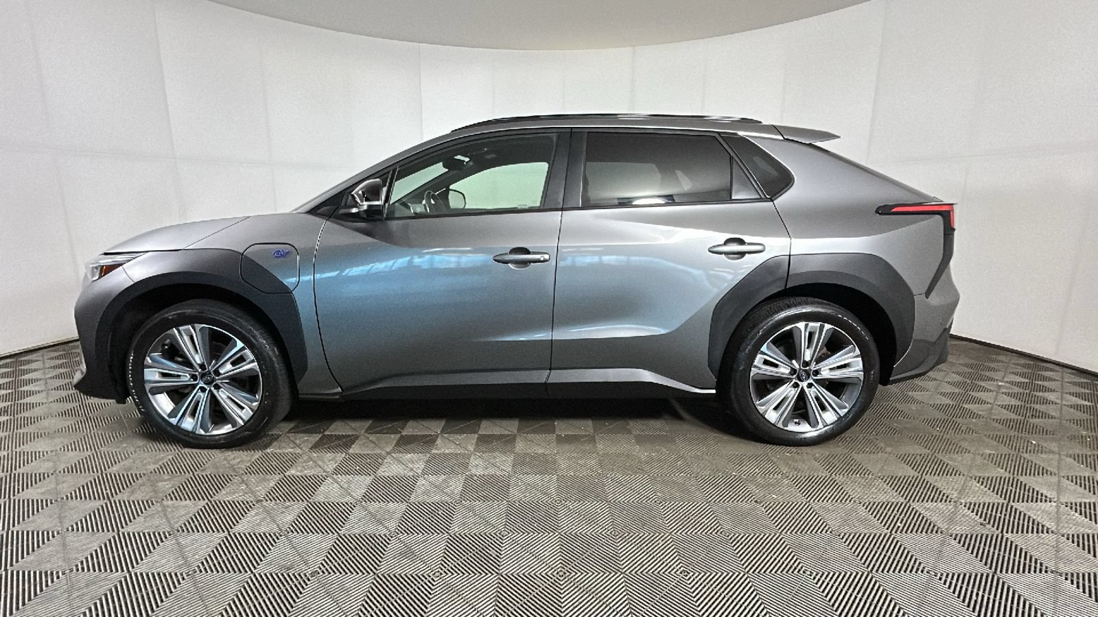 Used 2023 Subaru Solterra AWD image 7