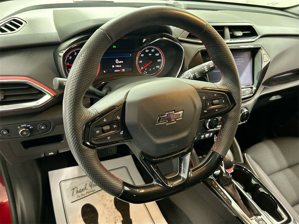 Used 2023 Chevrolet TrailBlazer RS w/ Sun and Liftgate Package image 4