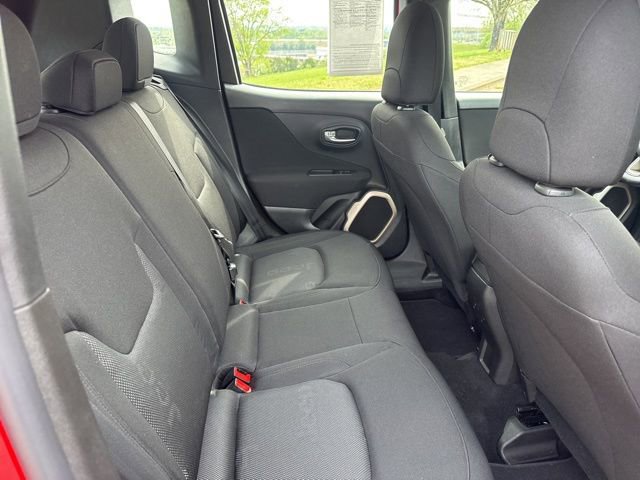 Used 2017 Jeep Renegade Sport w/ Power & Air Group image 11