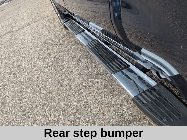 Used 2022 Chevrolet Silverado 1500 High Country image 14