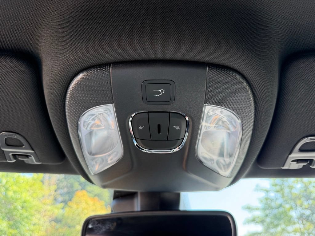 Used 2024 Jeep Compass Trailhawk w/ Trailhawk Elite Group AWD/4WD image 28