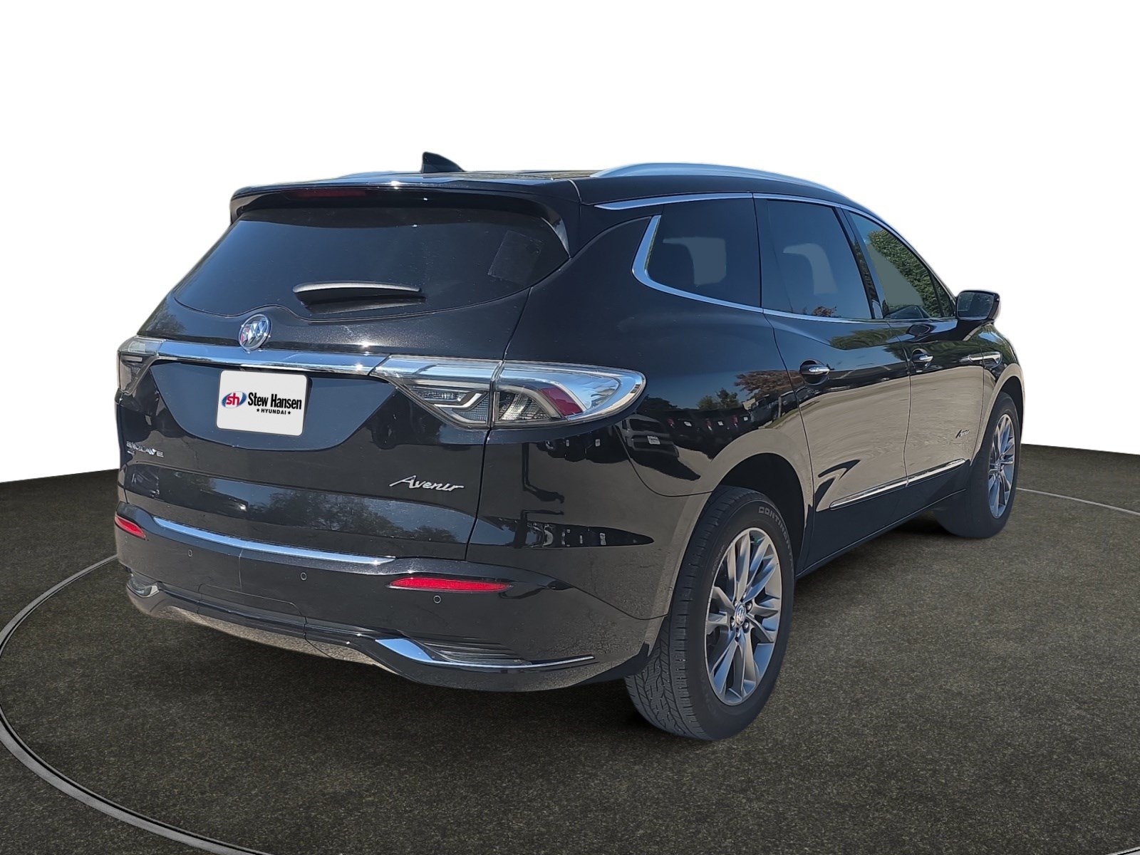 Used 2024 Buick Enclave Avenir w/ Avenir Technology Package AWD/4WD image 6