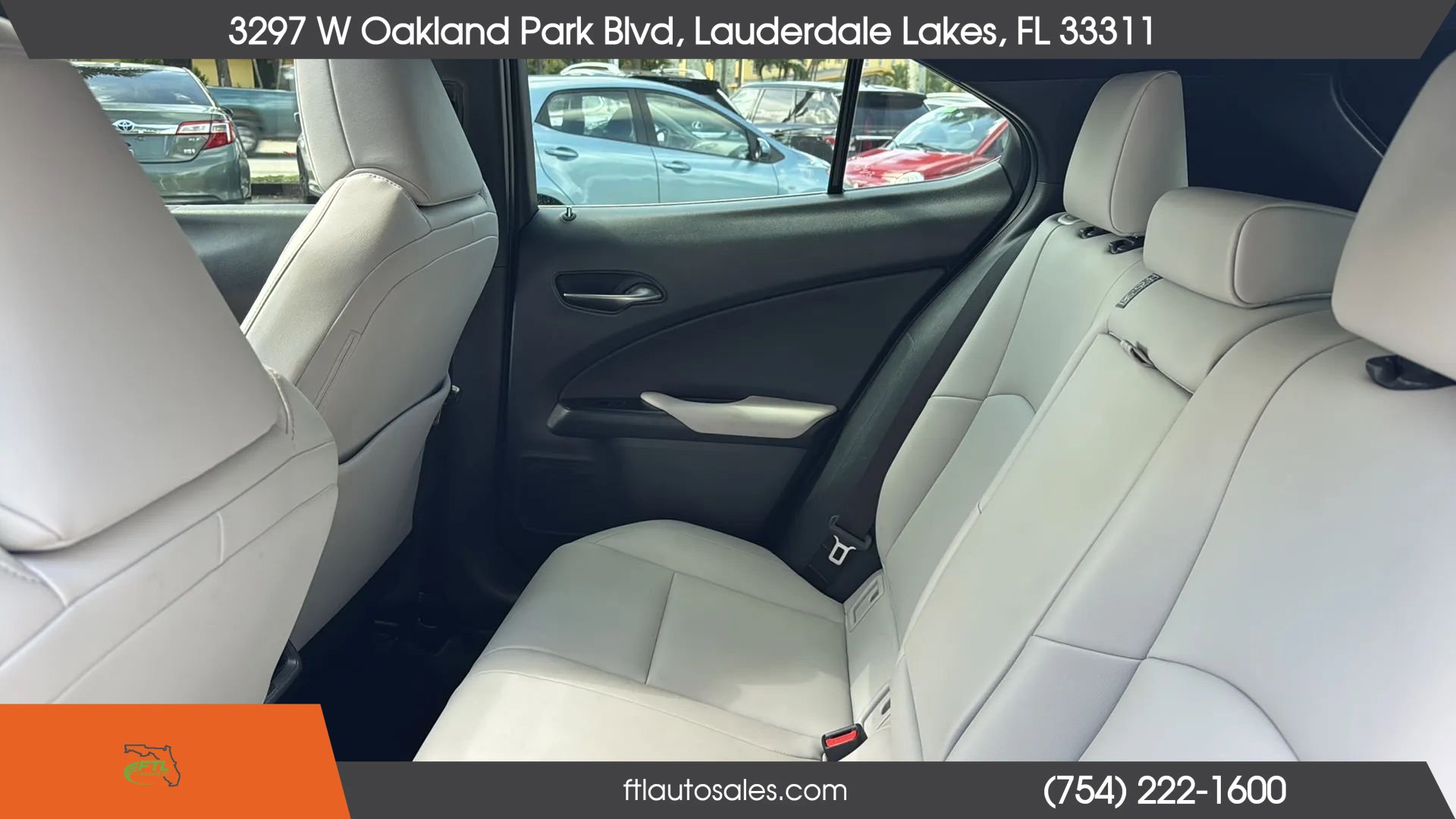 Used 2019 Lexus UX 200 w/ Premium Package FWD image 30
