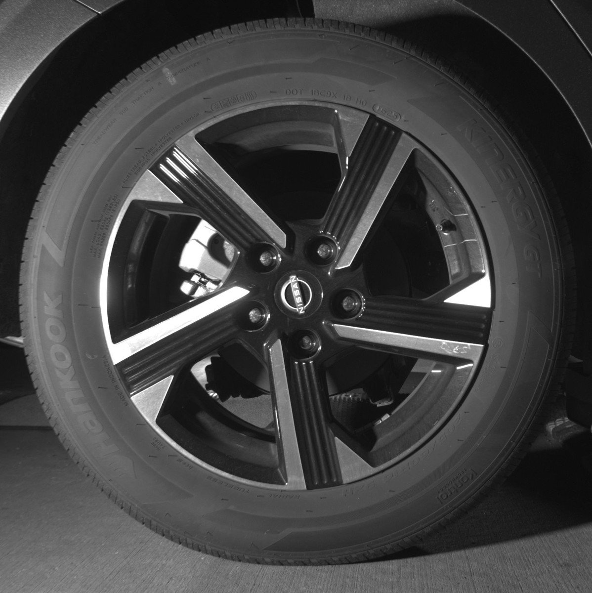 Used 2025 Nissan Sentra SV image 15