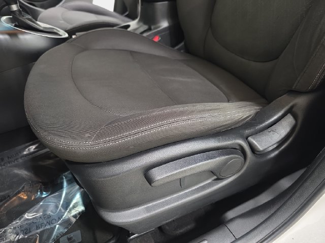 Used 2016 Kia Soul FWD image 27