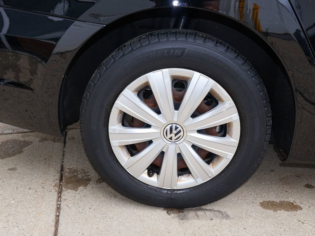 Used 2013 Volkswagen Jetta S image 9