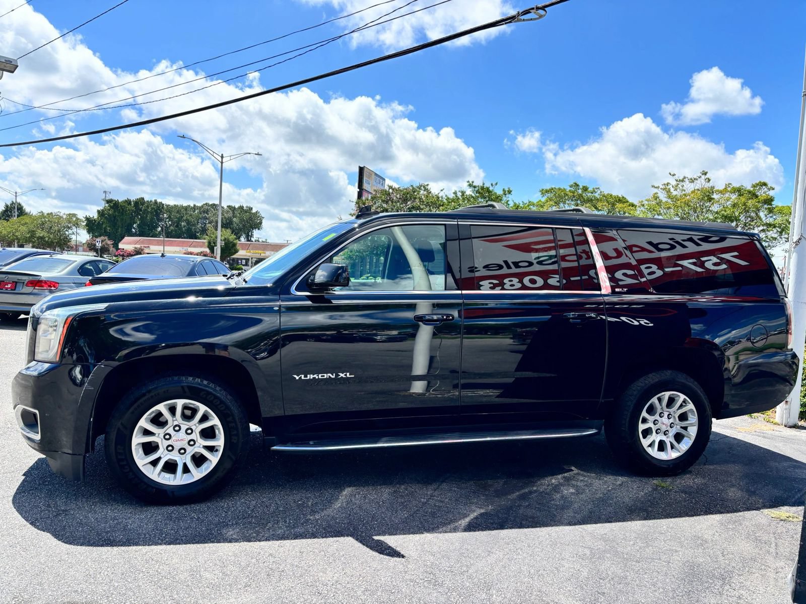 Used 2019 GMC Yukon XL SLT AWD/4WD image 6