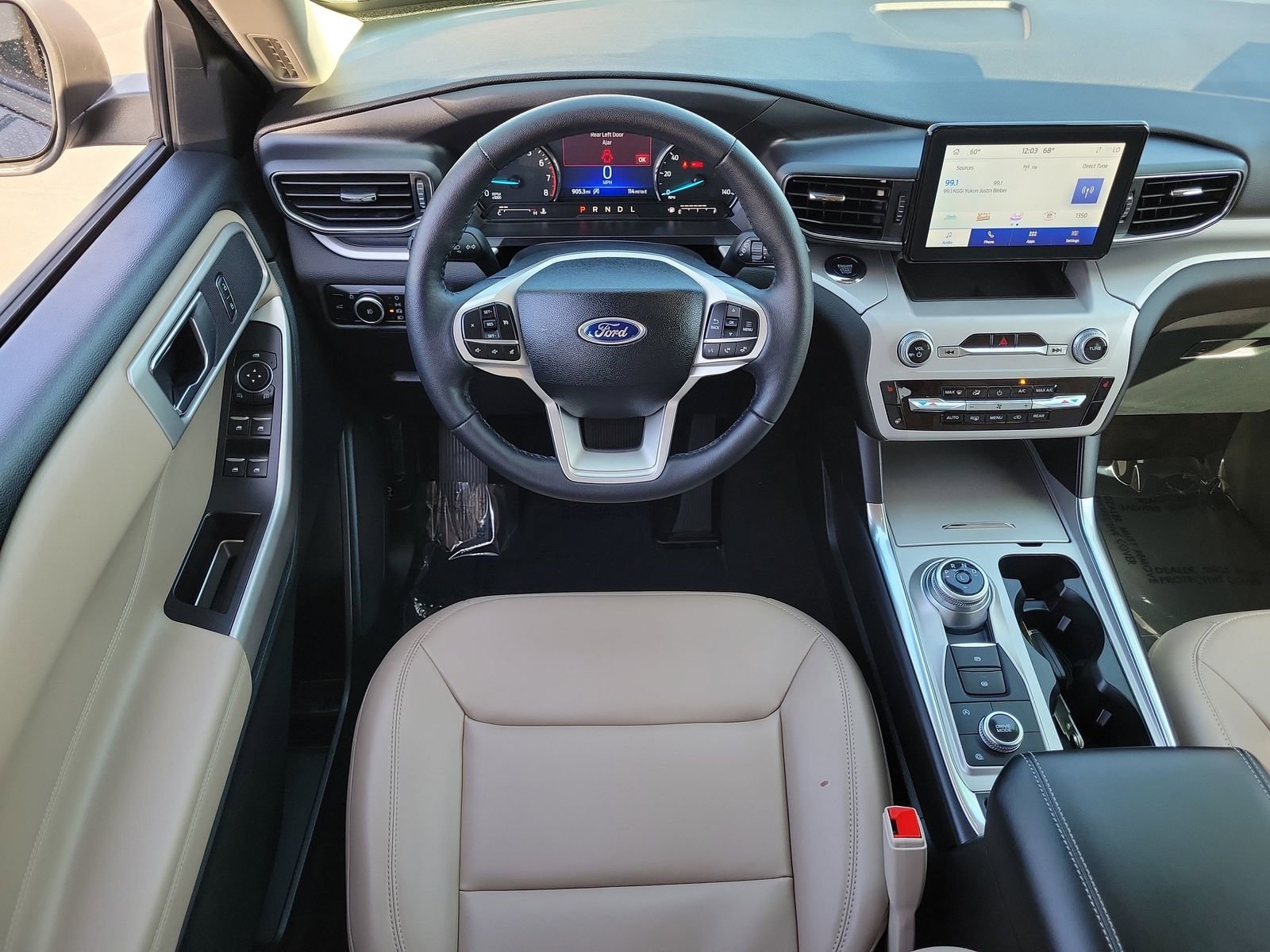 Used 2024 Ford Explorer XLT w/ Equipment Group 202A AWD/4WD image 7