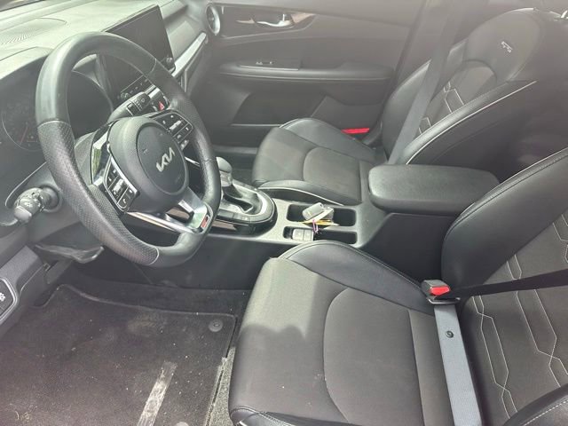 Used 2024 Kia Forte GT-Line FWD image 12