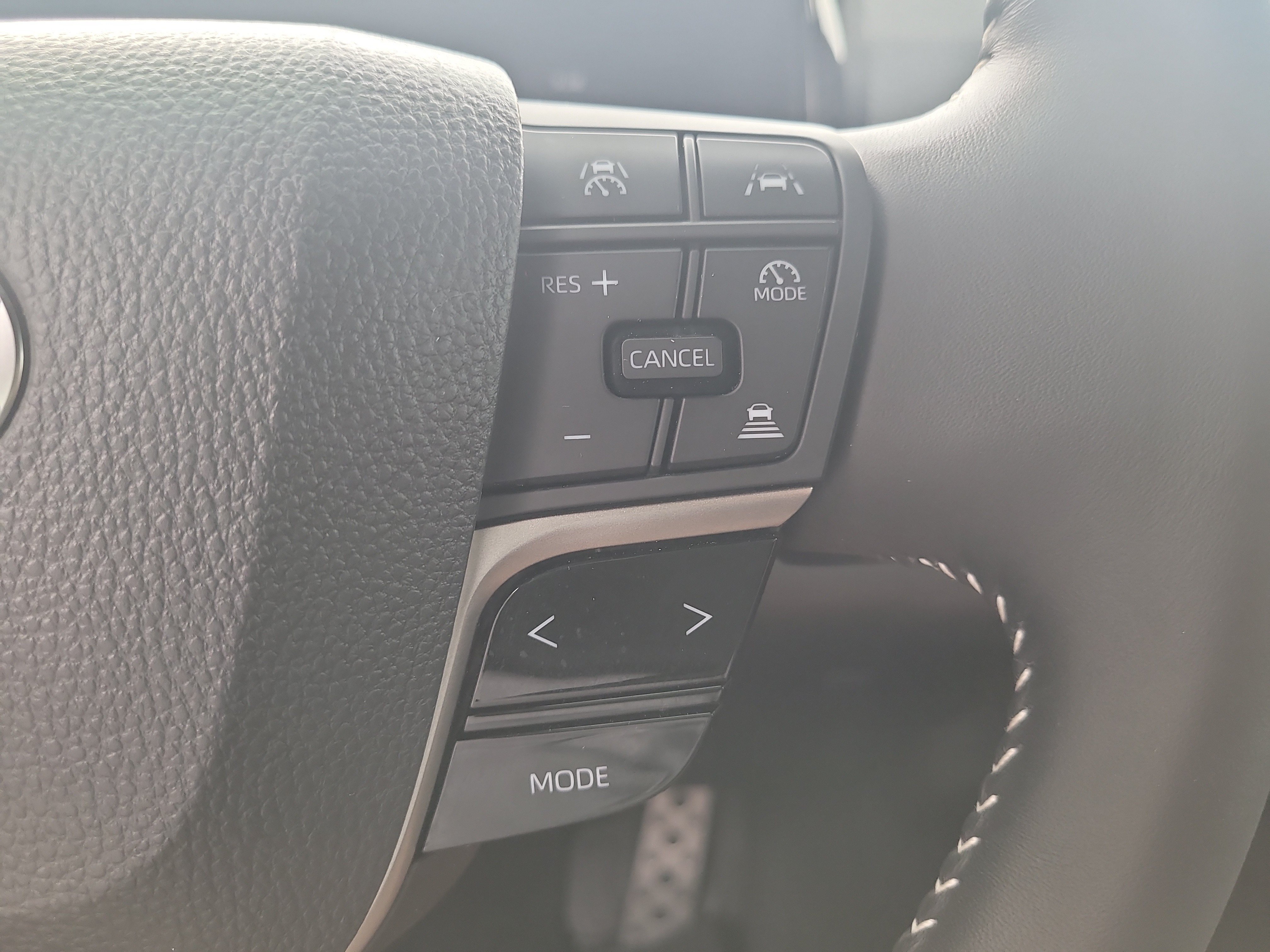 Certified 2026 Toyota Camry SE FWD image 29