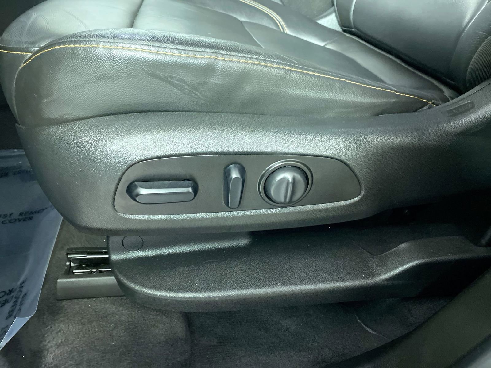 Used 2020 Chevrolet Traverse RS image 20