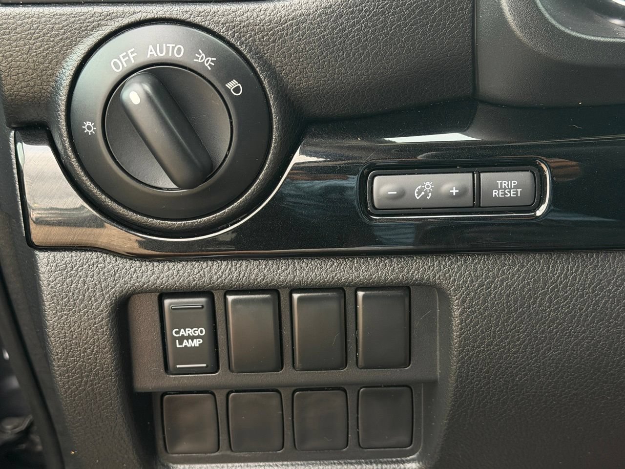 Certified 2022 Nissan Titan SV RWD image 21