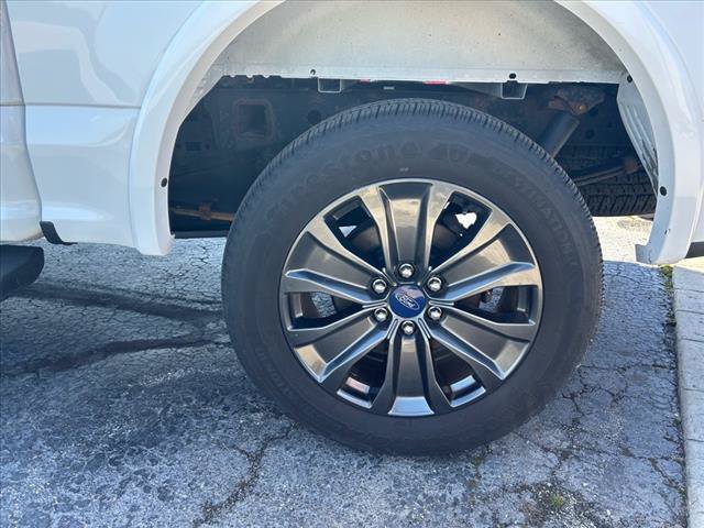 Used 2018 Ford F150 XLT w/ Equipment Group 302A Luxury AWD/4WD image 9