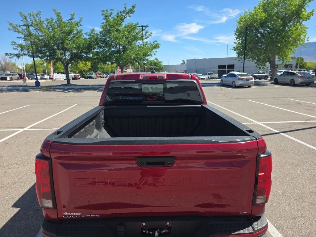 Certified 2024 Chevrolet Colorado LT w/ LT Convenience Package II AWD/4WD image 6