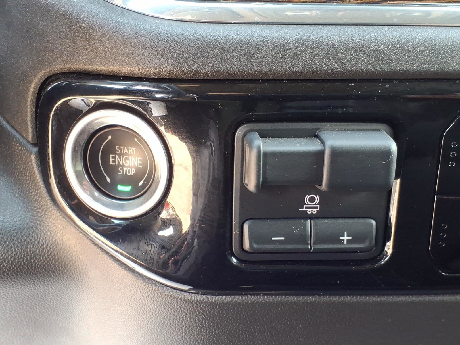 Certified 2024 GMC Sierra 1500 Elevation w/ LPO, Elevation Black Package image 19