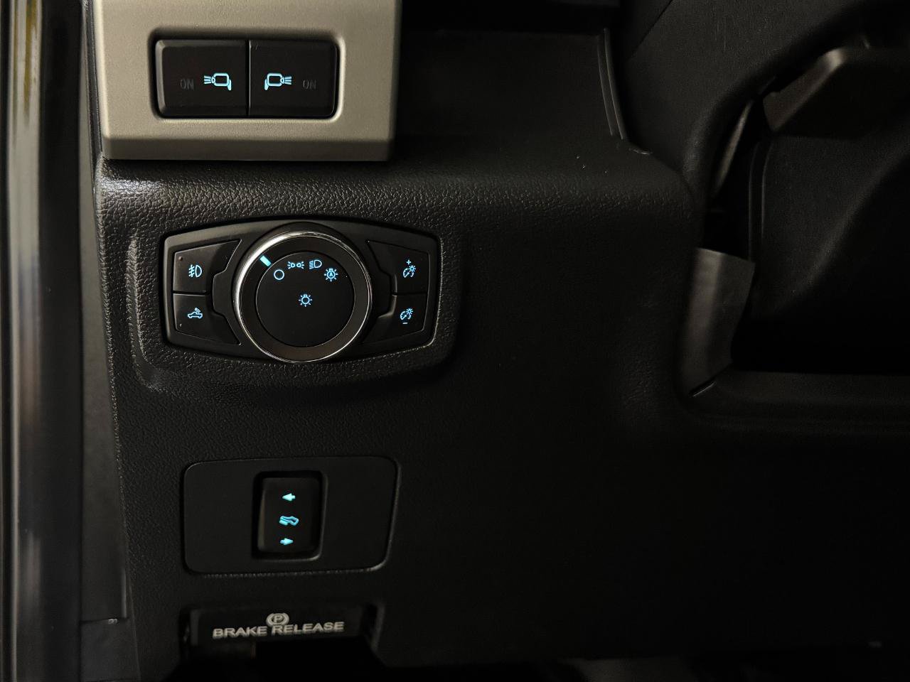 Used 2020 Ford F250 Lariat AWD/4WD image 28