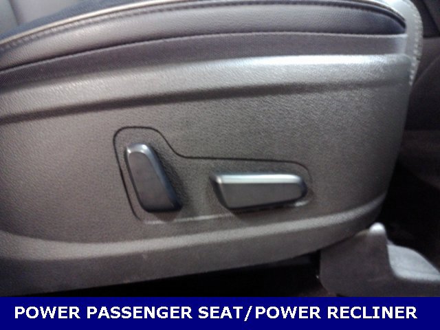 Used 2023 Hyundai Santa Fe Limited image 27