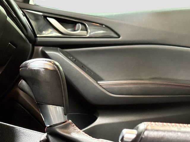 Used 2015 MAZDA MAZDA3 i Grand Touring image 19