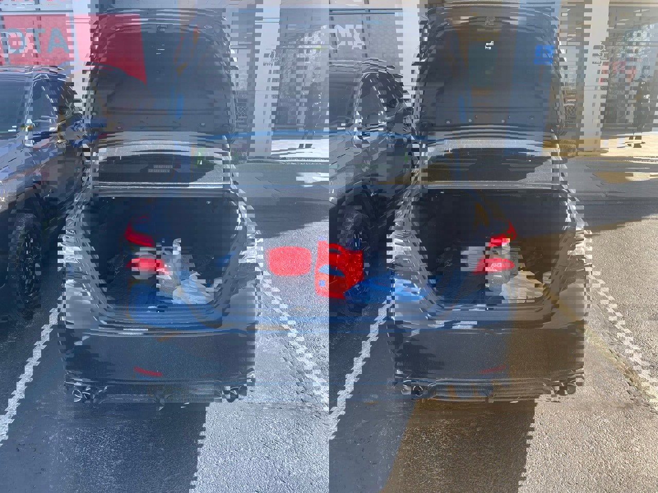 Used 2020 Toyota Camry XSE image 10