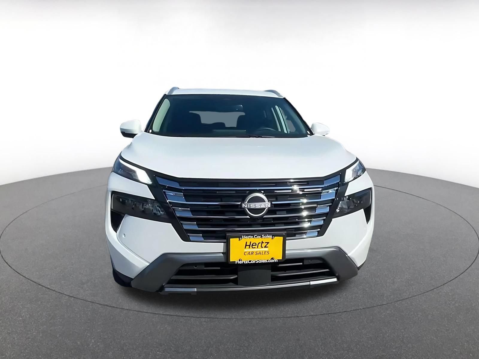 Used 2026 Nissan Rogue SL AWD/4WD image 4
