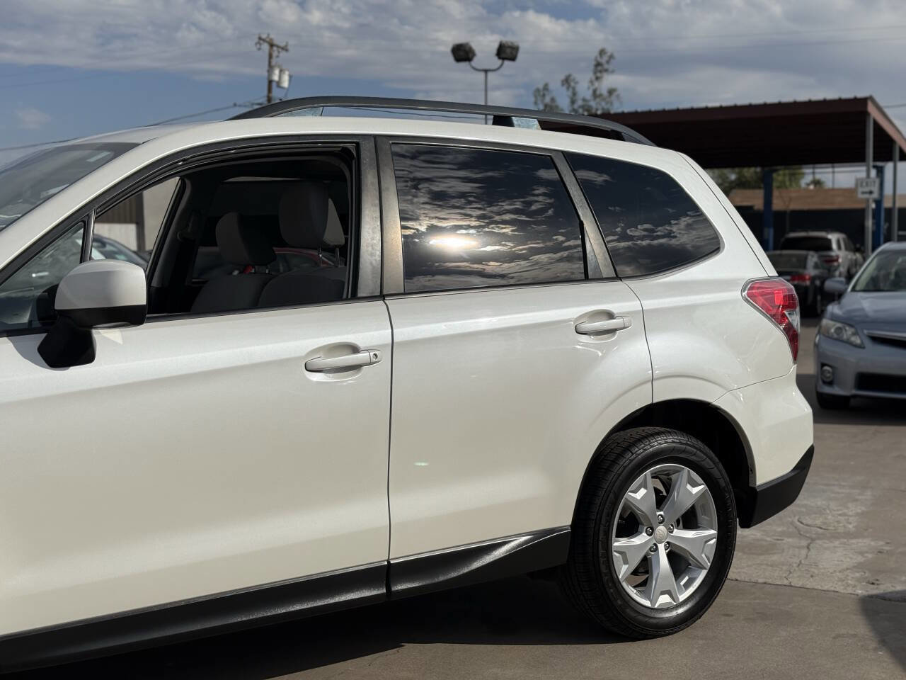 Used 2014 Subaru Forester 2.5i Premium w/ Popular Package #1 AWD/4WD image 14