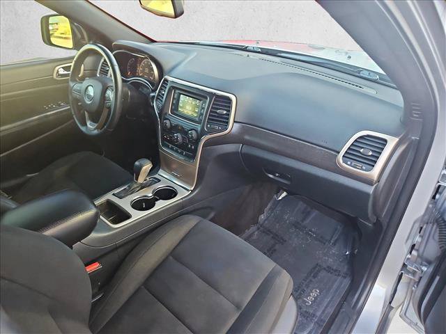 Used 2016 Jeep Grand Cherokee Laredo w/ Quick Order Package 23E AWD/4WD image 22