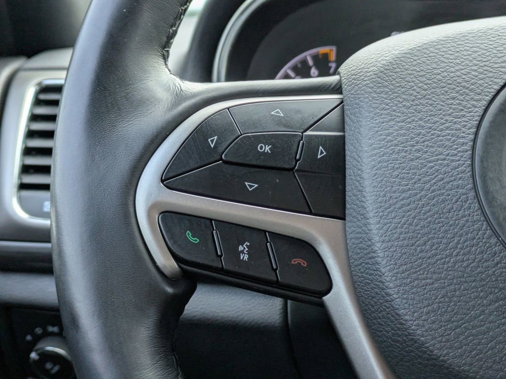 Used 2021 Jeep Grand Cherokee Laredo X image 27