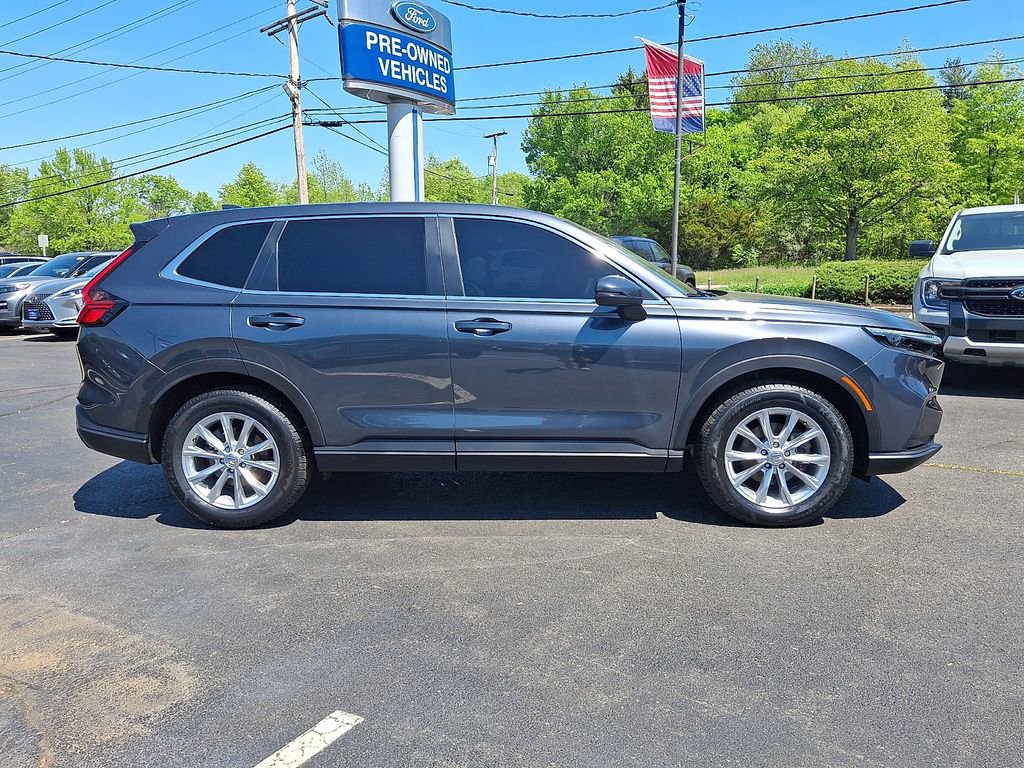 Used 2025 Honda CR-V EX image 8