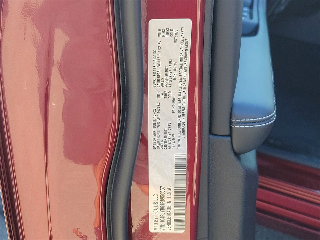 New 2024 Jeep Grand Cherokee Limited 4xe image 9