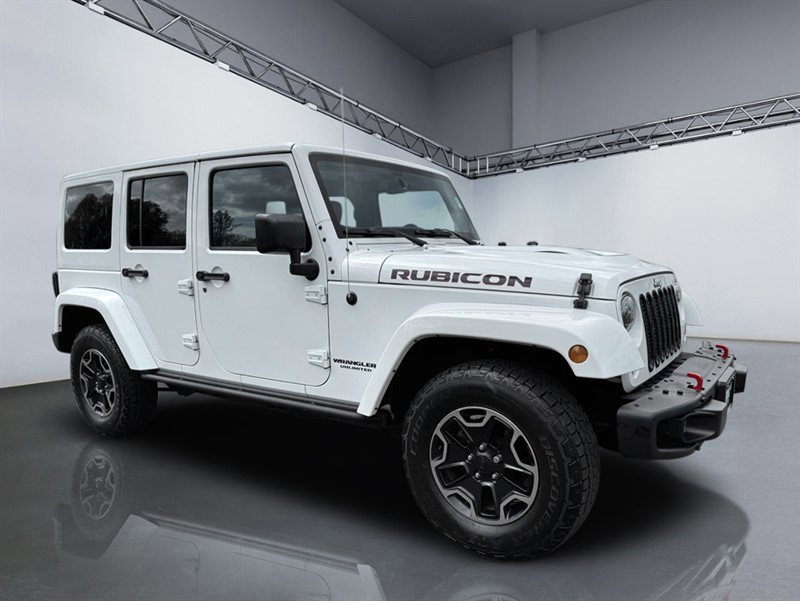 Used 2015 Jeep Wrangler Unlimited Rubicon AWD/4WD image 9
