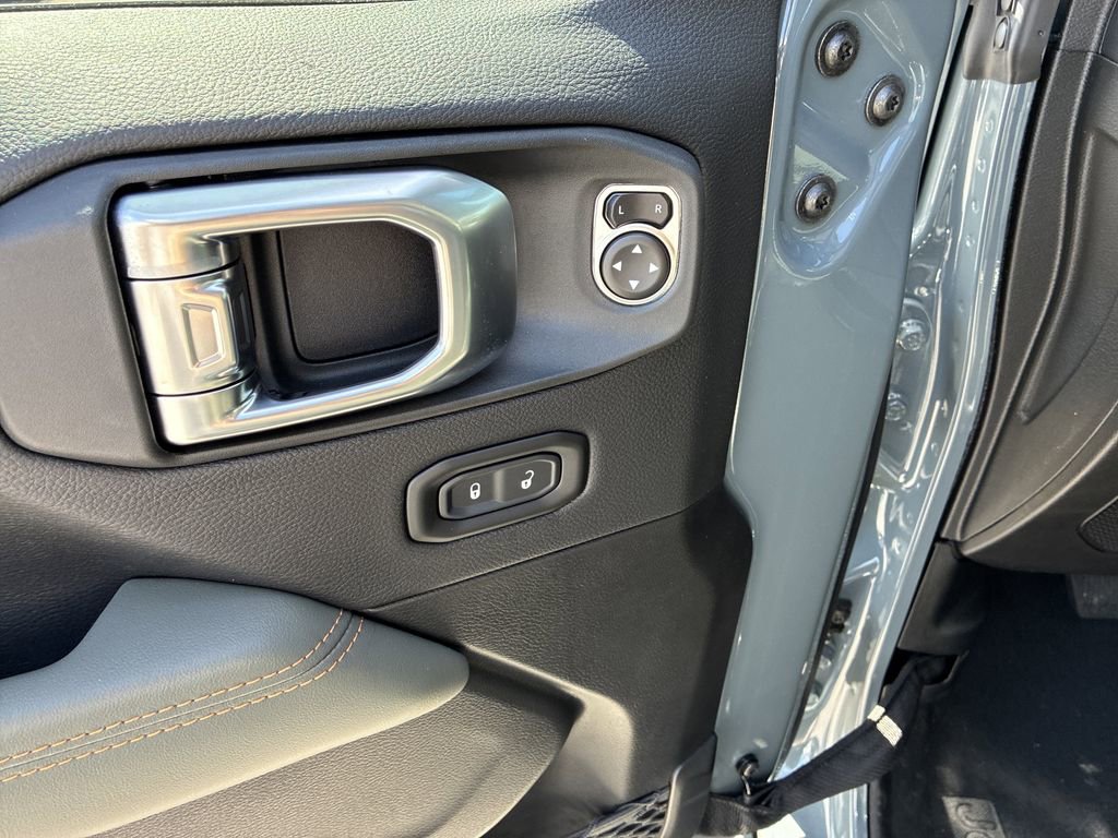 New 2026 Jeep Gladiator Mojave AWD/4WD image 19