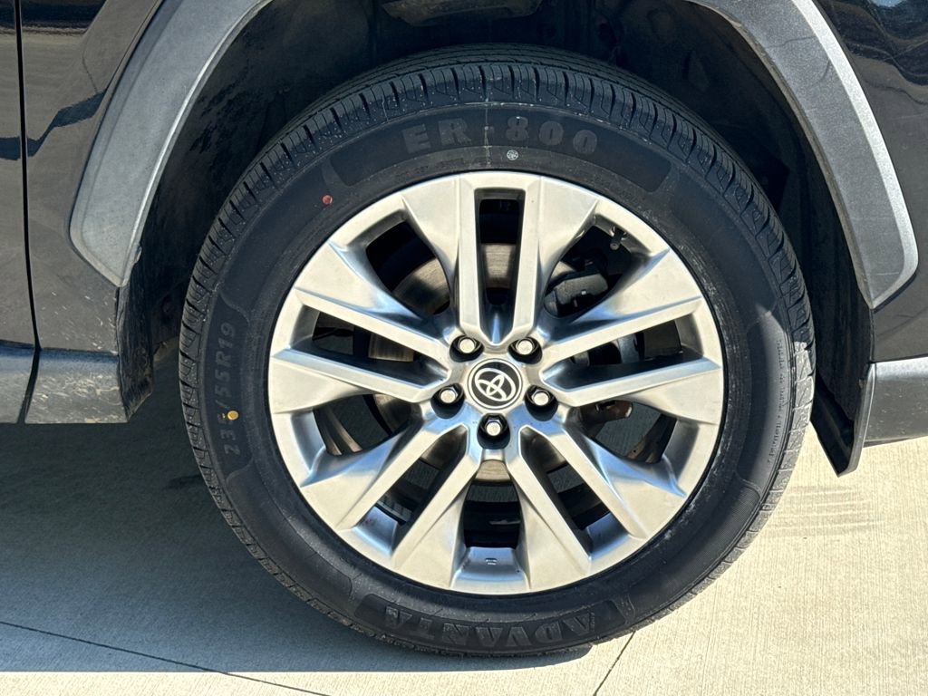 Used 2020 Toyota RAV4 Limited w/ Limited Grade Weather Package image 11