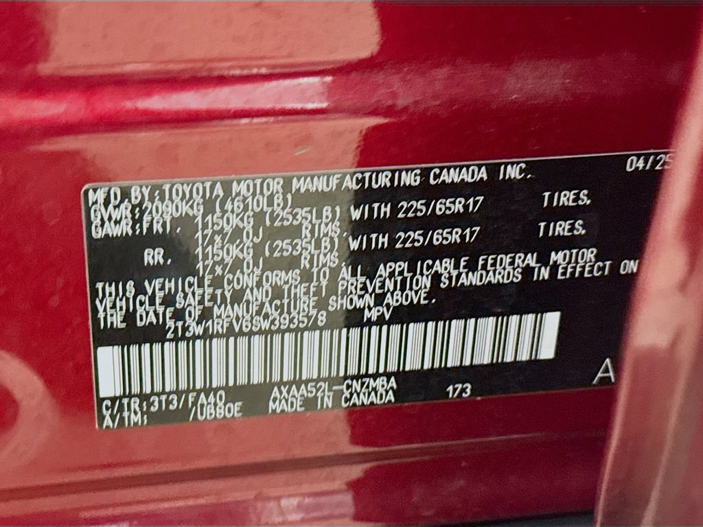 Used 2025 Toyota RAV4 XLE FWD image 30