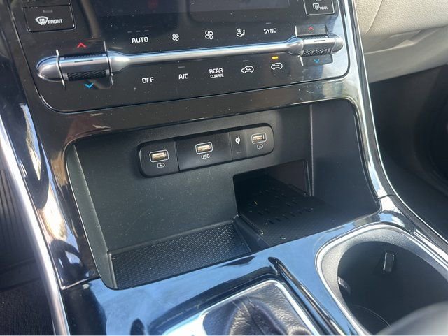 Certified 2024 Kia Carnival SX image 29