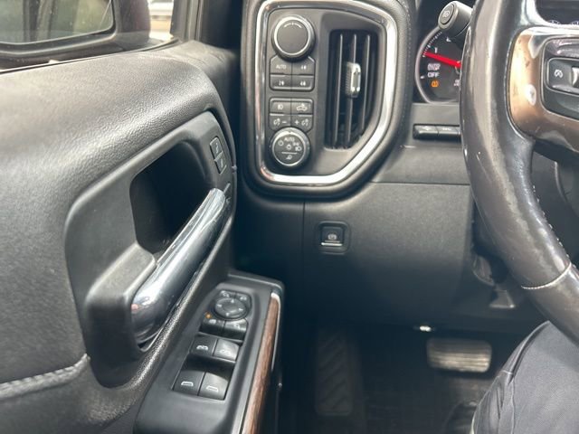 Used 2019 Chevrolet Silverado 1500 High Country w/ Technology Package image 21