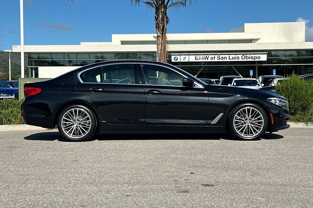 Used 2019 BMW 530i w/ Convenience Package image 2