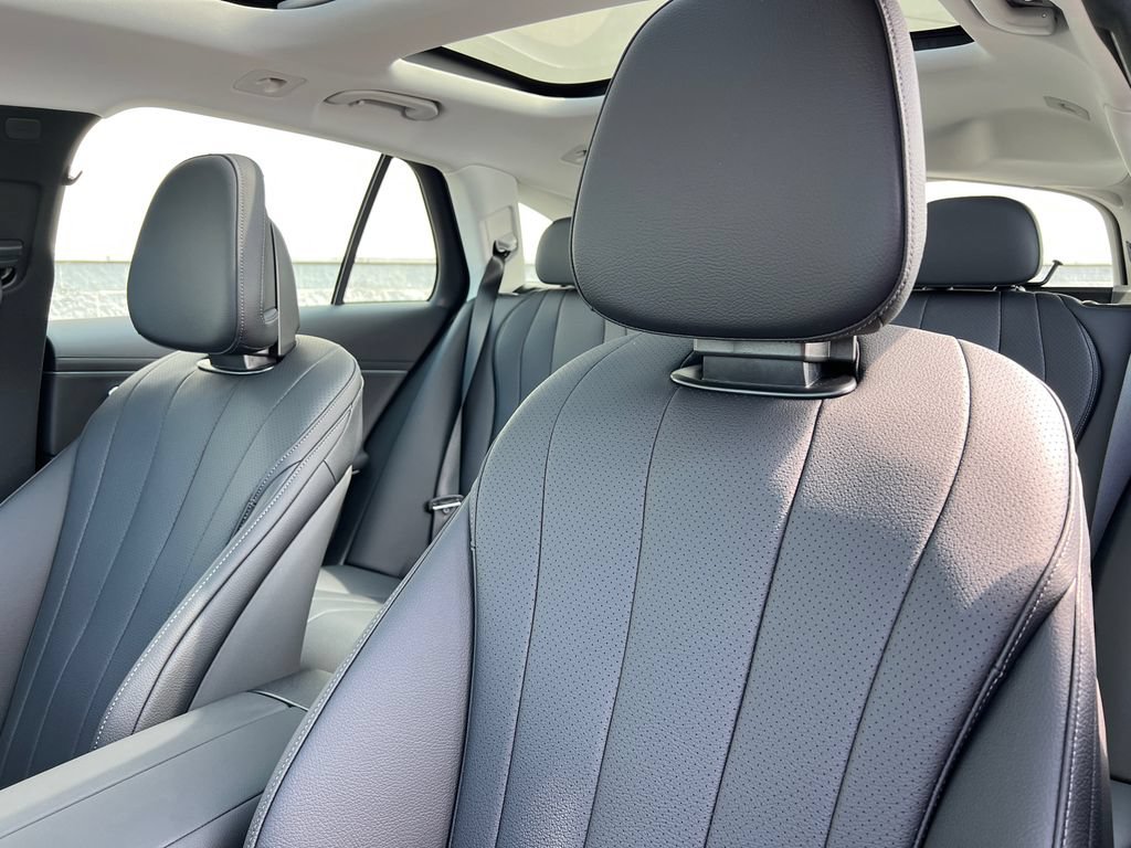 New 2026 Mercedes-Benz E 450 4MATIC All-Terrain Wagon image 14