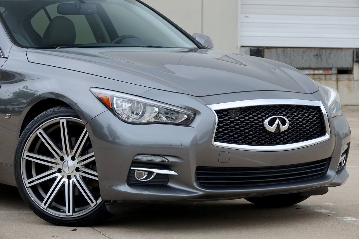 Used 2014 INFINITI Q50 Premium w/ Navigation Package image 18