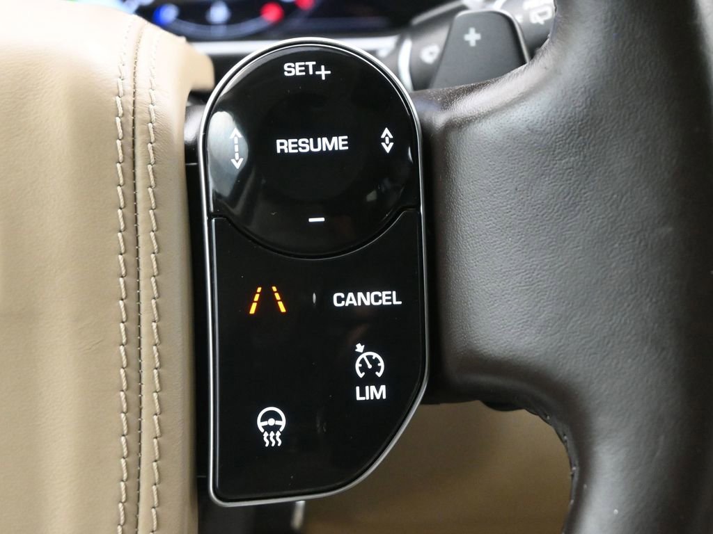 Used 2019 Land Rover Range Rover HSE image 9